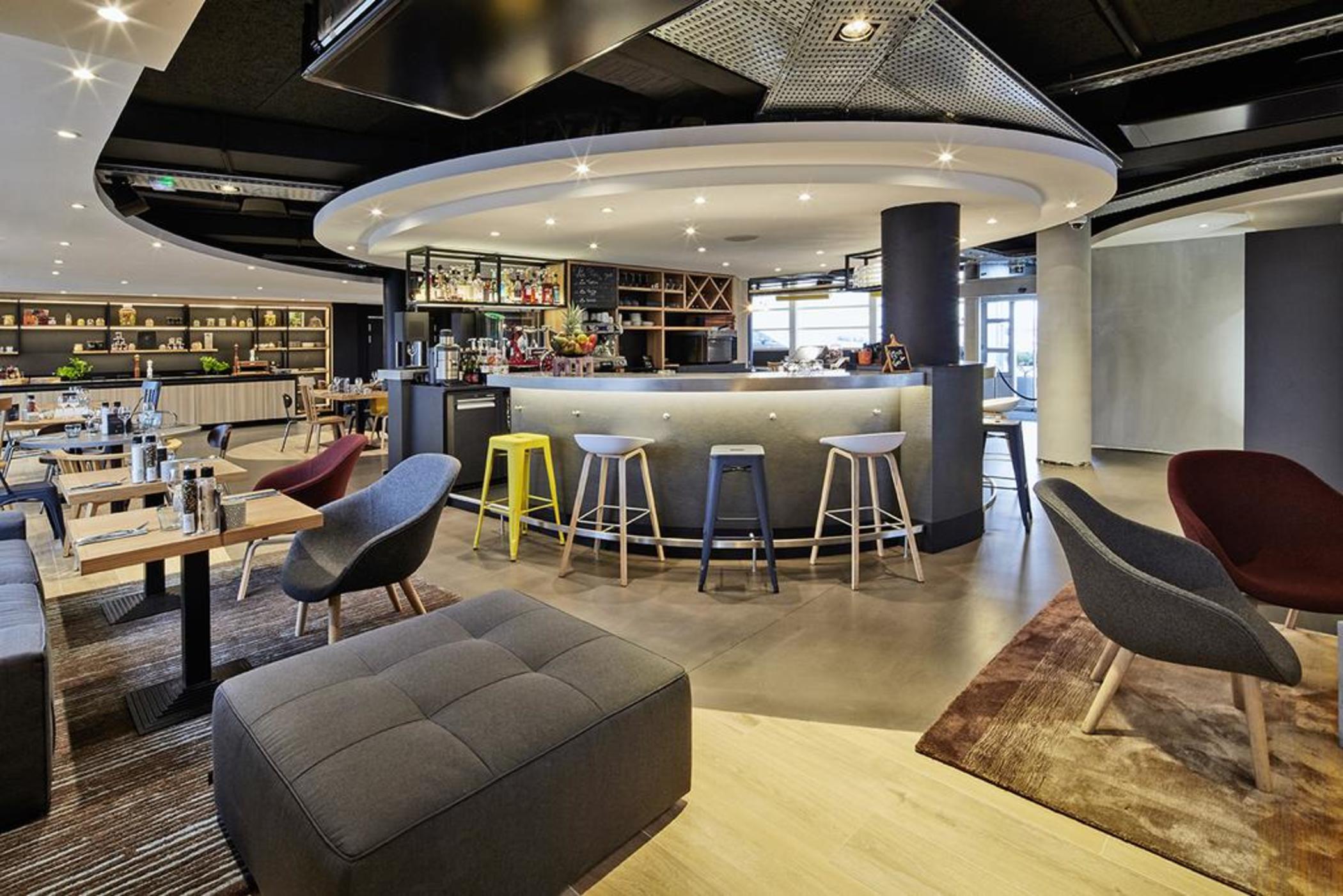 Radisson Hotel Paris לה בורז'ה מראה חיצוני תמונה