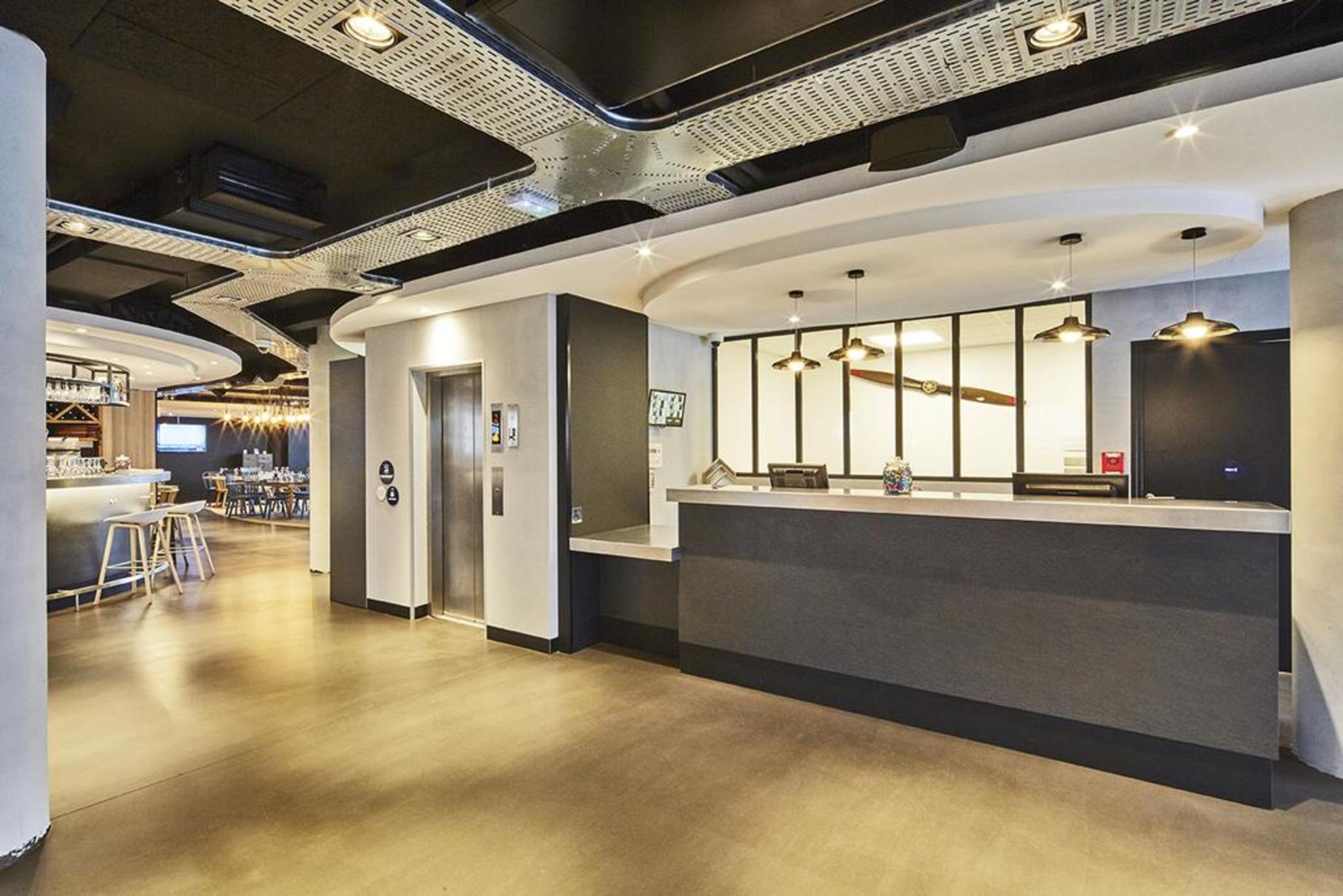 Radisson Hotel Paris לה בורז'ה מראה חיצוני תמונה